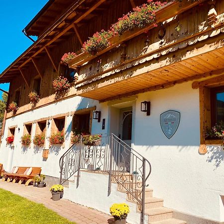 Alm Seasons Premium Chalet & Studios Saalbach-Hinterglemm Ngoại thất bức ảnh
